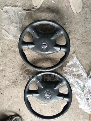 Nissan X-Trail NT30 Steering Wheel