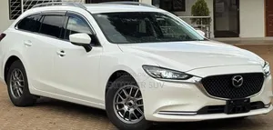 Mazda 6 2019 Rangi ya Loti