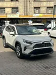 Toyota RAV4 2020 Nyeupe - 2