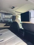 Lexus LX 570 (Viti 5) AWD 2019 - Nyeusi Matt - 5