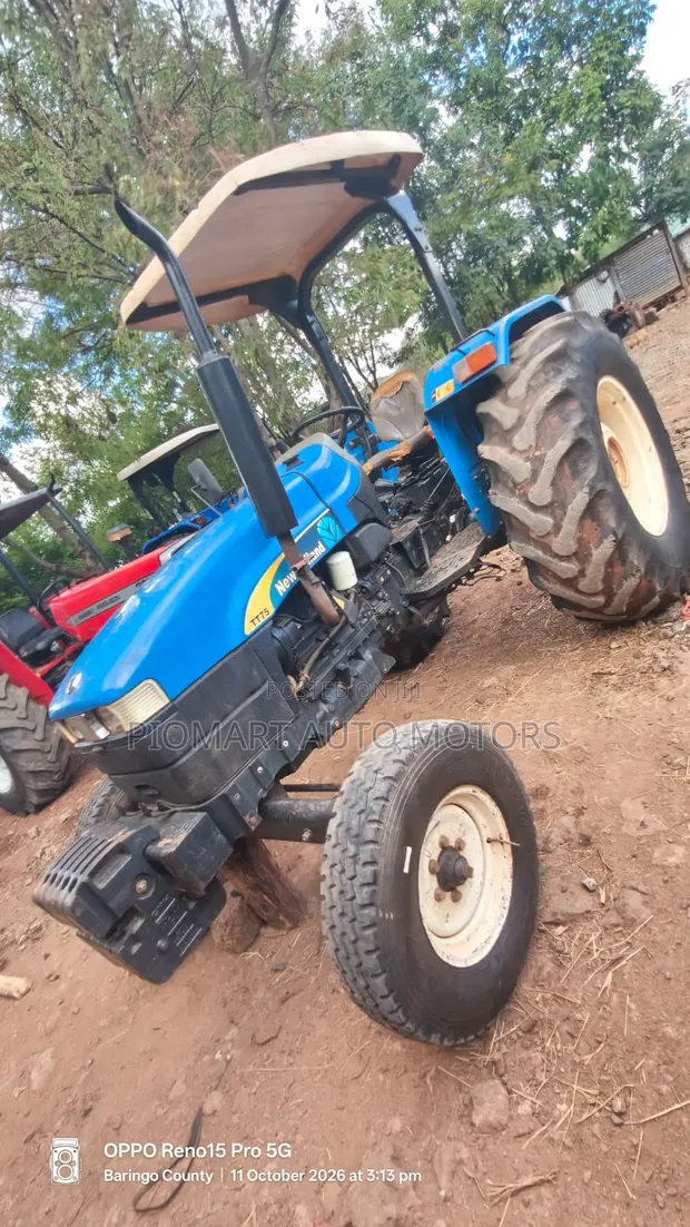 Tractor New Holland TT75 2WD - 1