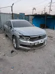 Volkswagen Passat 2018 Silver - 1