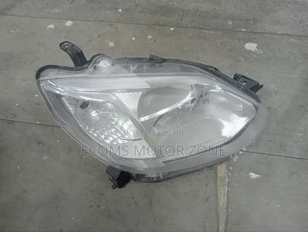 Toyota Passo 2015 Headlight - 1