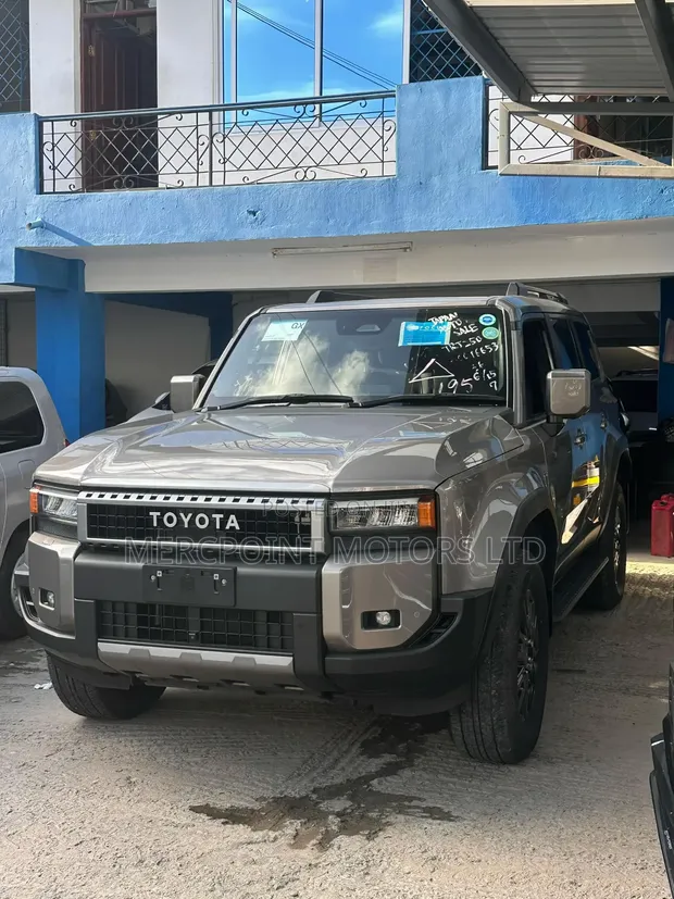 Toyota Land Cruiser Prado 2024 Kahawia - 1