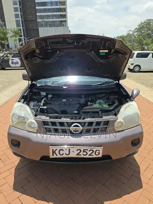 Nissan X-Trail NT31 2009 Kahawia