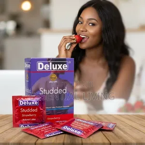 Condoms za Strawberry Zenye Studs - Pakiti 24