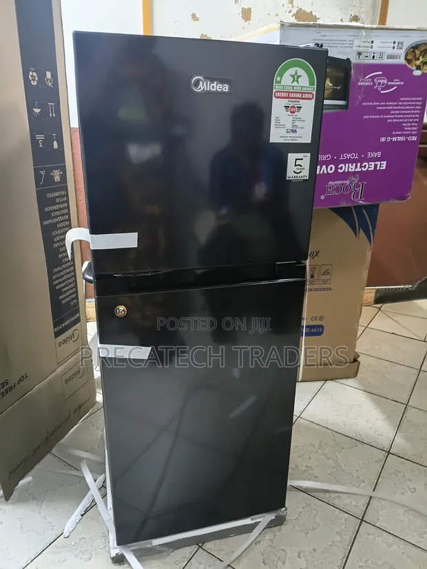 Midea 128L Black Refrigerator - Space-Saving Design - 1