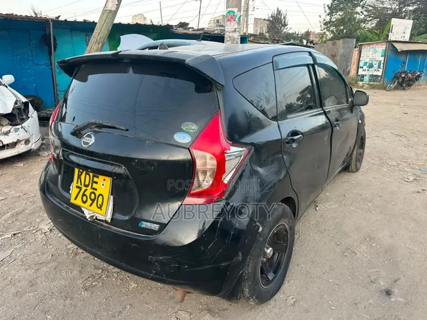 Nissan Note 2014 Black - Insurance Salvage - 1