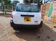 Nissan Advan 2014 Nyeupe - 2