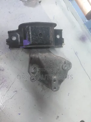 Honda Vezel Engine Mountings (Zilizotumika)