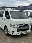 Toyota HiAce 2011 - 1