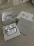 Apple AirPods Pro (Kizazi cha 3) - 1