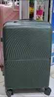 Spacious 72cm Green Travel Suitcase with 360° Wheels - 2