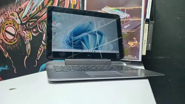 HP Pro X2 612 G1 Convertible Laptop - 1