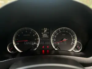 2015 Suzuki Swift White