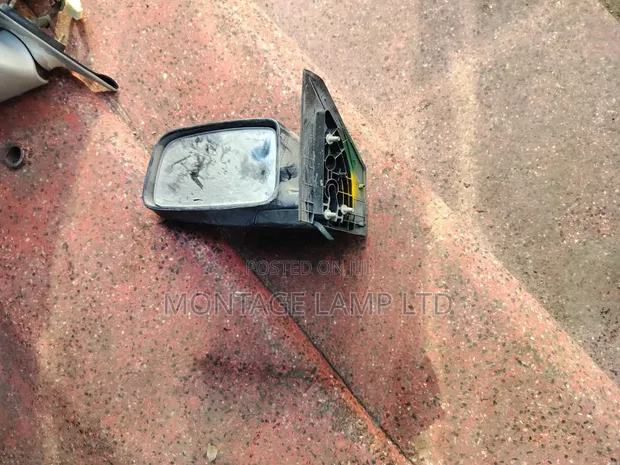 Kioo cha J side cha Mitsubishi Lancer Cedia (2002-2005) - 1