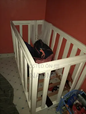 BUILT Mpya ya Mtoto Crib/Kitanda