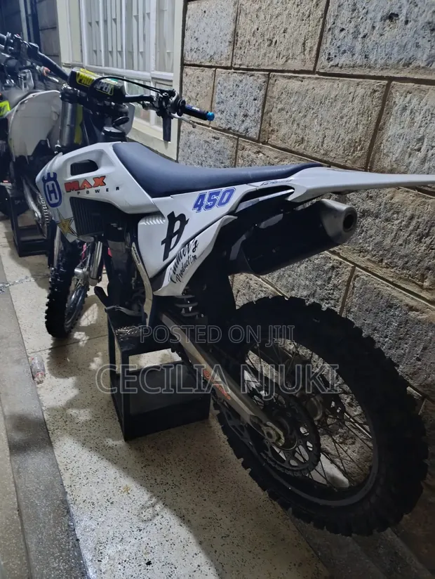 2022 Husqvarna FC 450 Pikipiki ya Motocross - 1