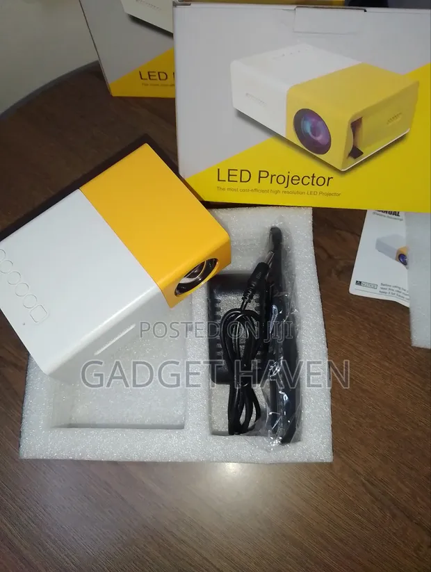 YG 300 Mini Projector - 1