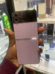Samsung Galaxy Z Flip4 128GB Purple - 3