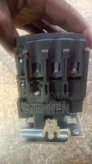 Schneider Electric 3-Phase Conductor D65