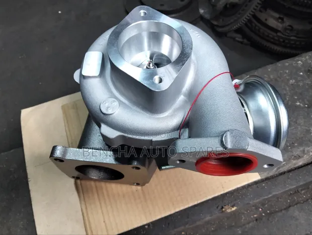 Injini ya Turbo Boost ya Toyota Land Cruiser 1HDT - 1