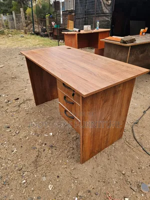 Boss Office Products Ergonomic Workstation Desk