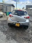Mazda Demio 2015 Nyeupe - 2