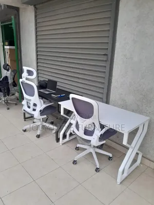 Set ya Dawati na Kiti cha Ofisi Nyeupe
