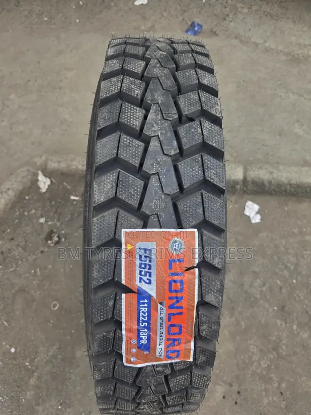 11 R22.5 Lionlord Commercial Tires - 1