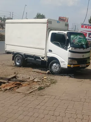 Jack Ma Movers: Lori la Cover Body kwa Usafirishaji