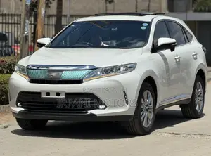Toyota Harrier 2.0 2019 Nyeupe