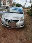Toyota Belta 2007 Nyeupe - 3