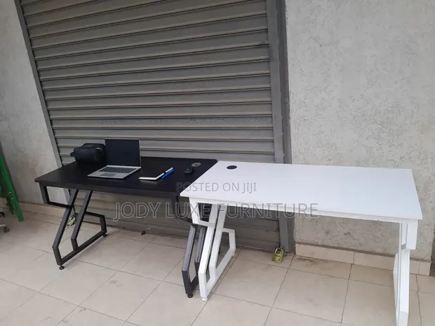 Boss Office Products Dawati la Ofisi ya Nyumbani - 1