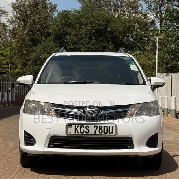 Toyota Corolla Fielder 1.5 Petrol FWD 2013 - 1