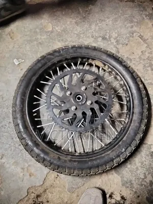 Seti ya Rims na Sprocket za Pikipiki