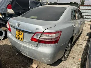 Toyota Premio 2010 Silver - Bima Salvage