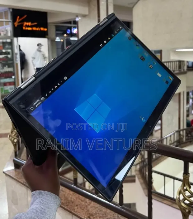 Lenovo ThinkPad X1 Yoga 14" 16GB RAM, 256GB SSD, Core i5 - 1