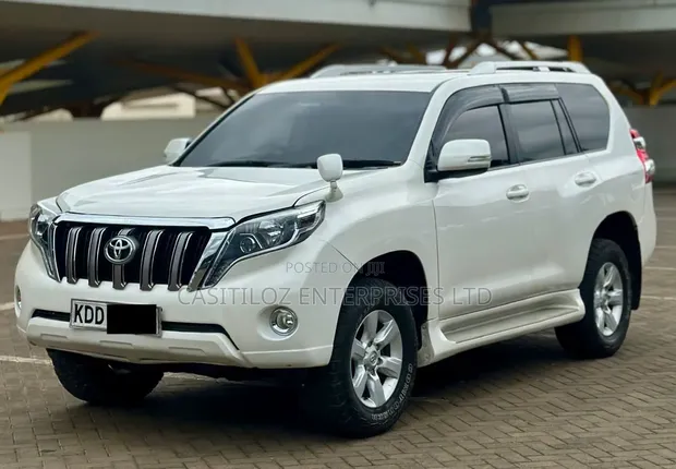 Toyota Land Cruiser Prado 2014 Nyeupe - 1