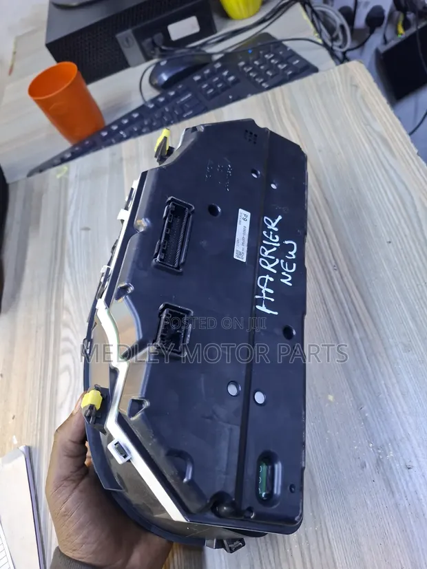 Toyota Harrier 2015 Dashboard Speedometer - 1