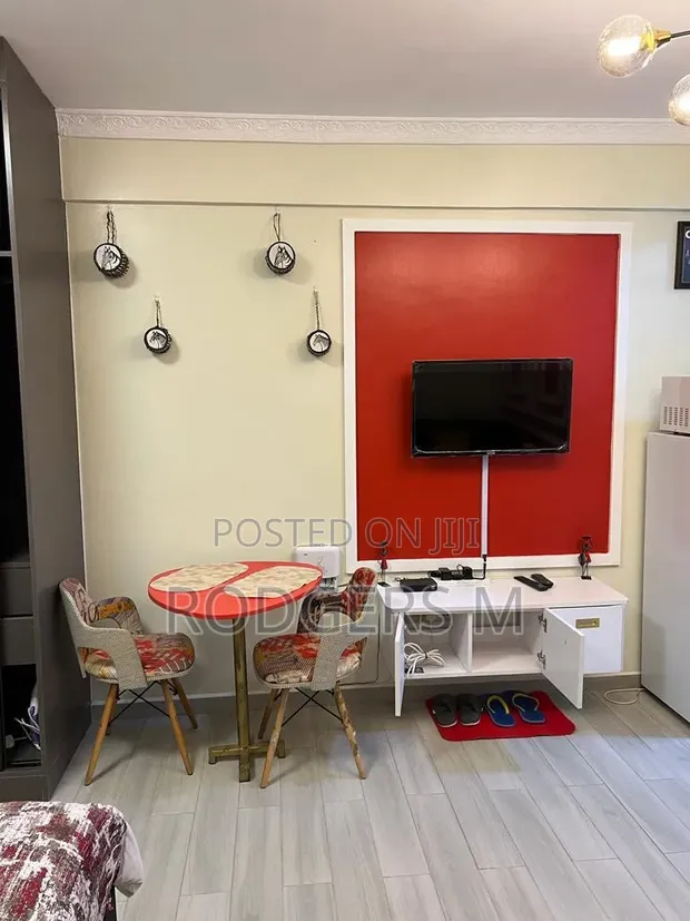 Studio Apartment Iliyofungwa kwa Ajili ya Kukodisha Kileleshwa - 1