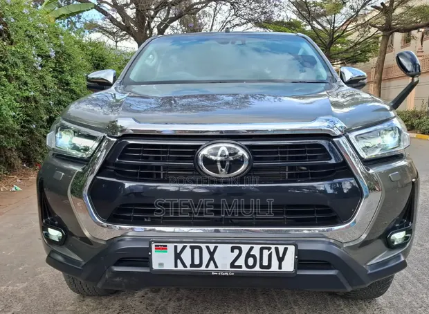 Toyota Hilux Revo Smart Cab Diesel 2.4 AWD 2021 Grey - 1