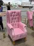 Kiti cha Pedicure cha Pink Velvet King Size chenye Fremu ya Dhahabu - 1