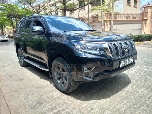 Toyota Land Cruiser Prado 2016 Nyeusi Matt - 1