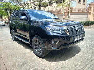 Toyota Land Cruiser Prado 2016 Nyeusi Matt