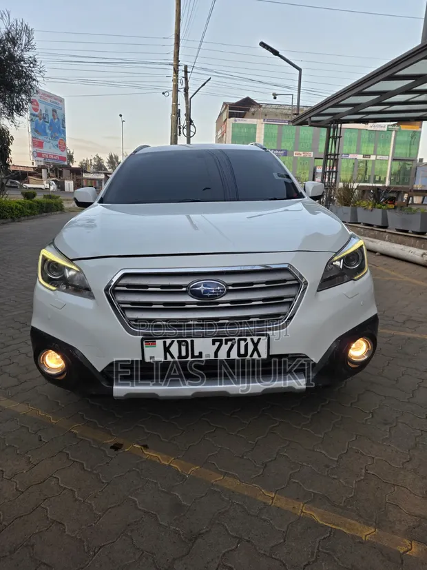 Subaru Outback 2016 Nyeupe Laha - 1