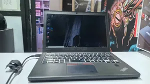Laptopi ya Lenovo ThinkPad X270