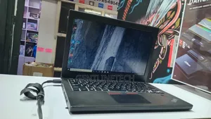 Laptopi ya Lenovo ThinkPad X270