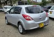 Nissan Tiida Hatchback 2010 Gray - 1