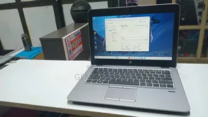 Laptop HP EliteBook 820 G3 - Core i5, 4GB RAM, 128GB SSD